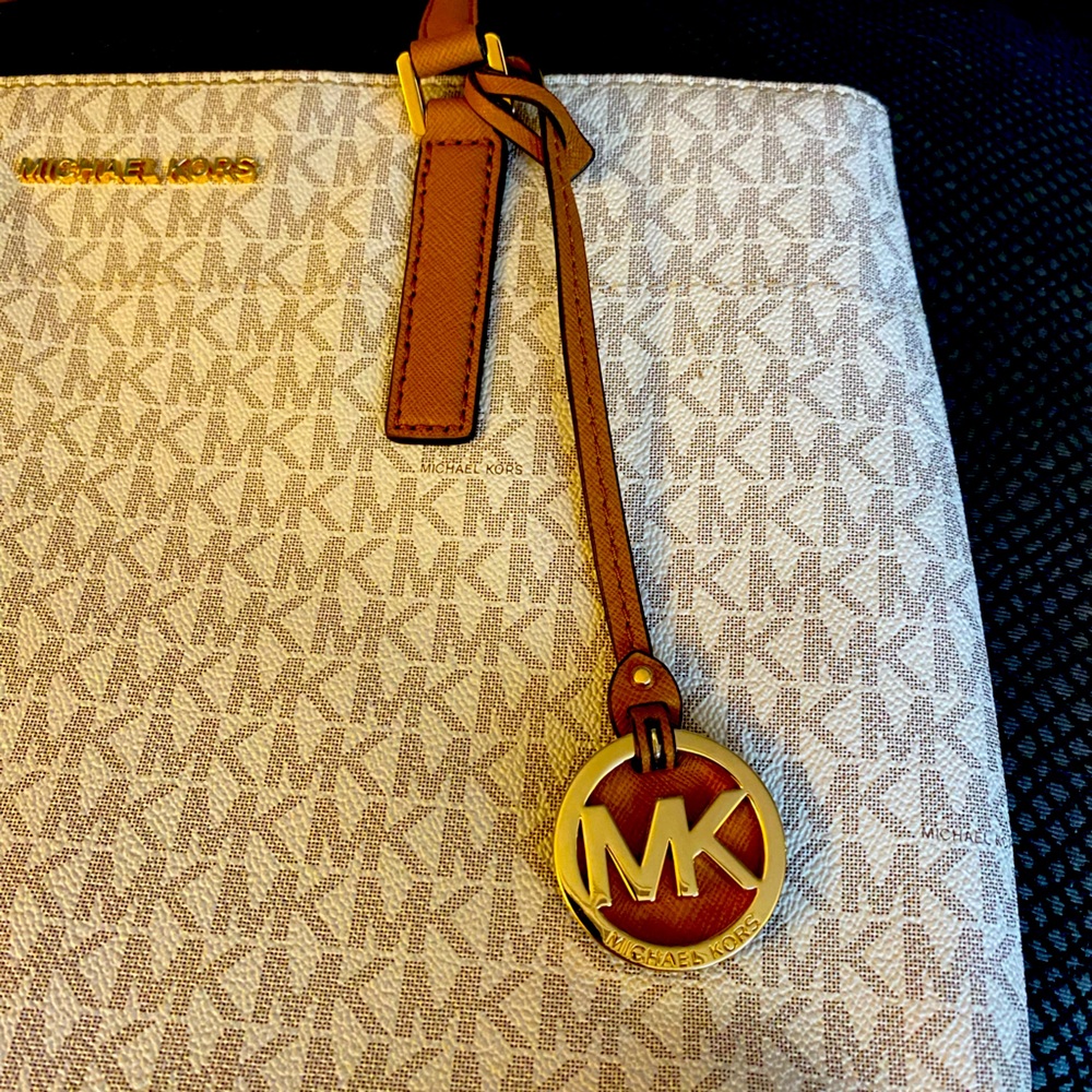 Michael Kors satchel, or shoulder bag